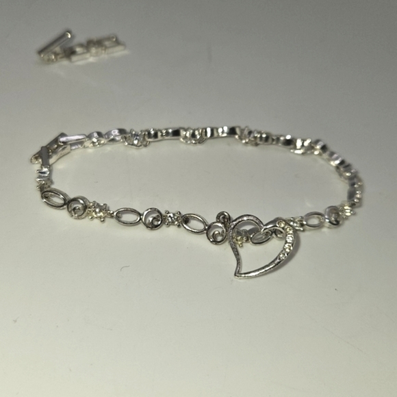 🔸️RESERVED🔸️ AVON Silver Tone Rhinestone Heart Charm Bracelet with Extension - Picture 2 of 3